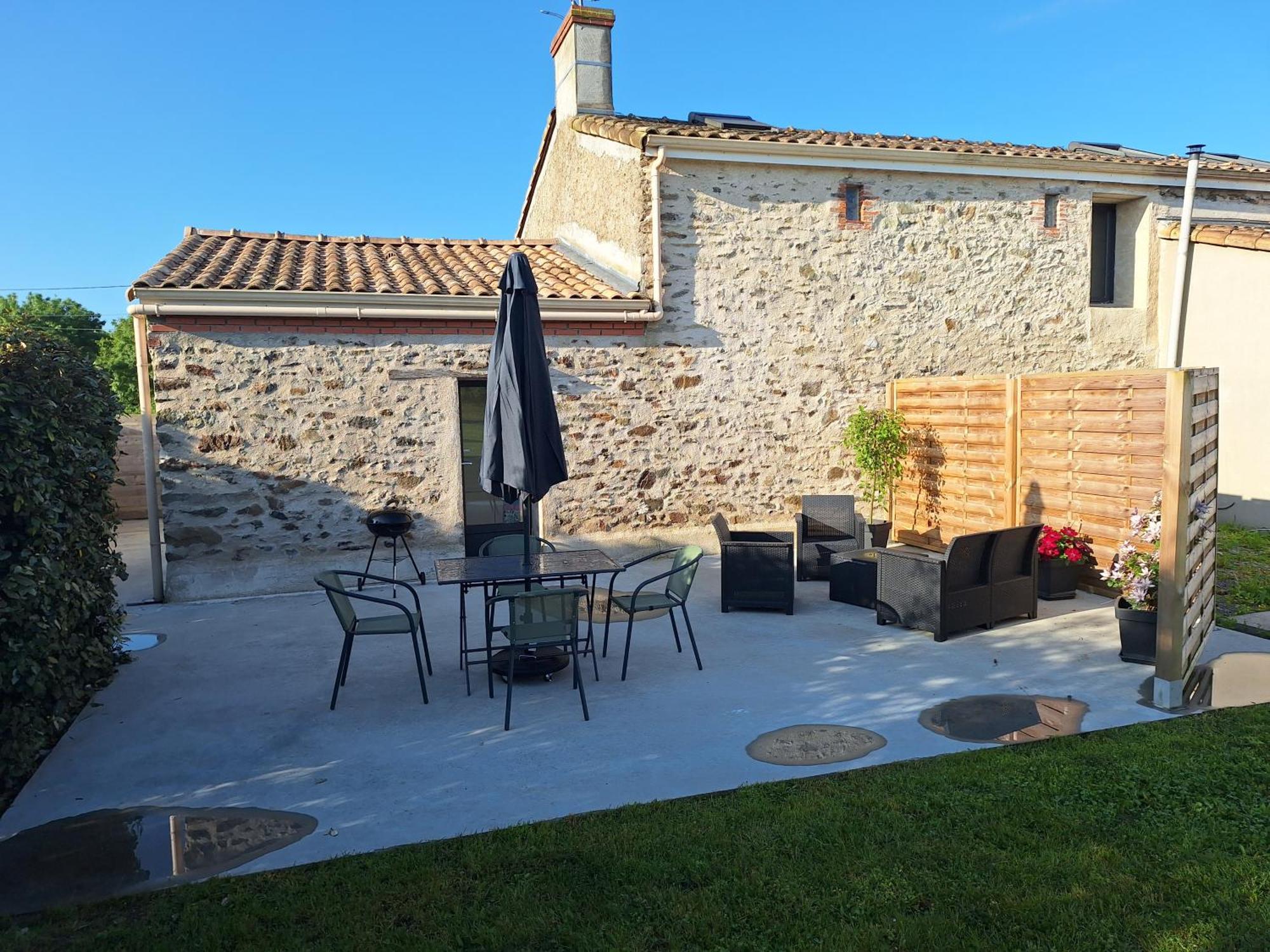 Au Bois D'Oree Liré Exterior foto